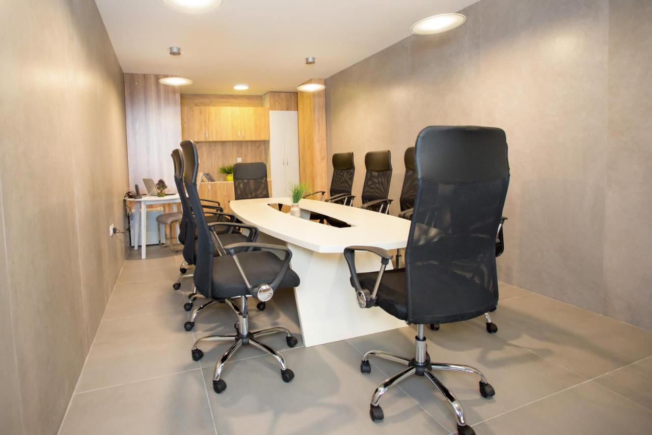 Tilia Hotel Cetinje Kültér fotó