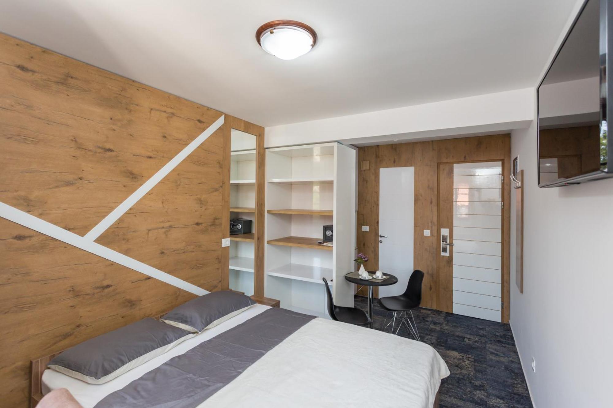 Tilia Hotel Cetinje Kültér fotó