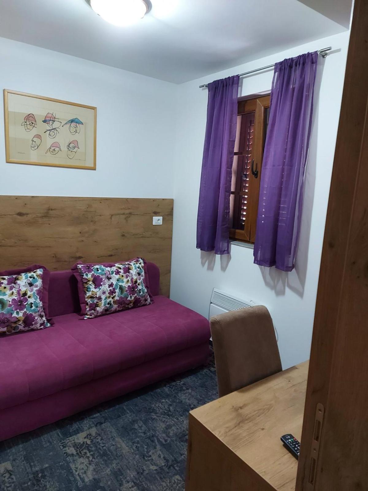 Tilia Hotel Cetinje Szoba fotó