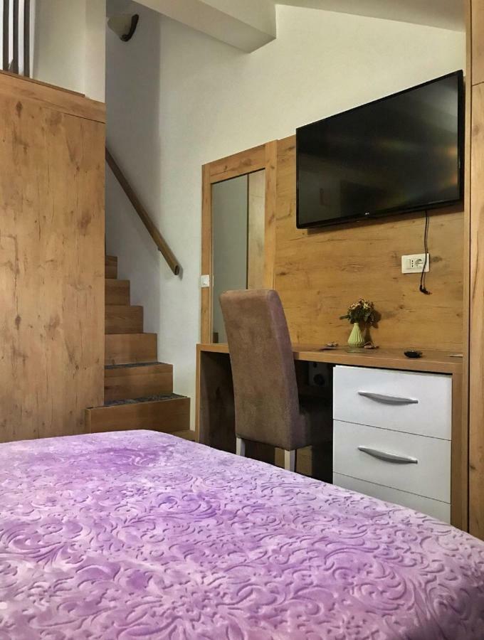 Tilia Hotel Cetinje Kültér fotó